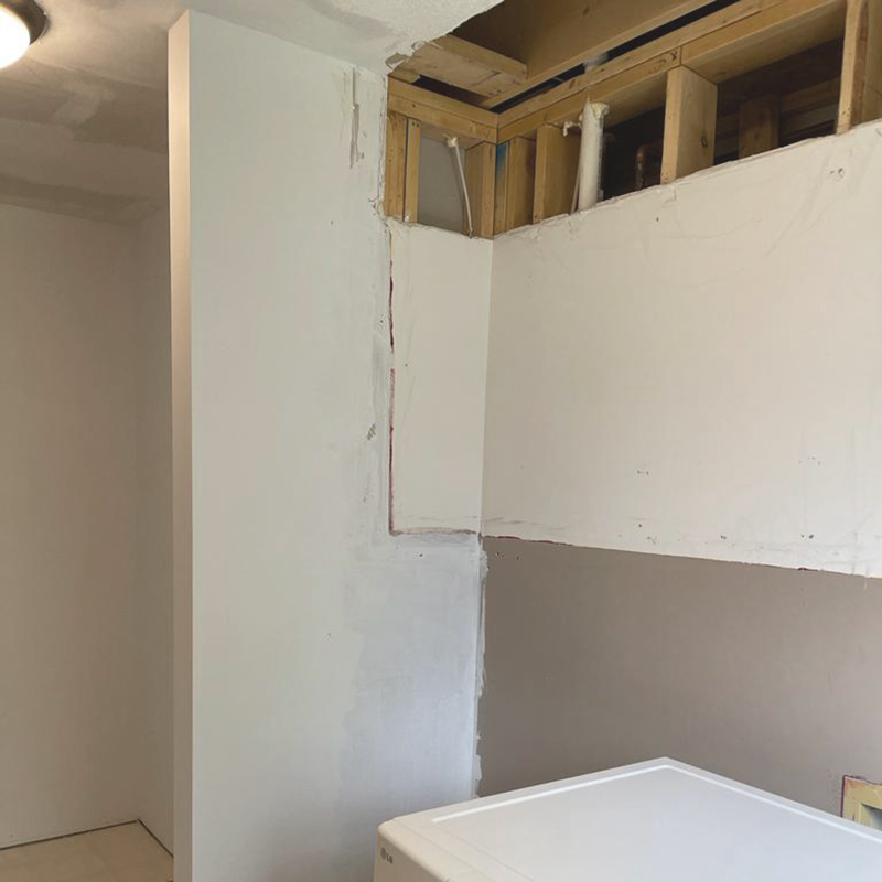 laundry Room Reno 04