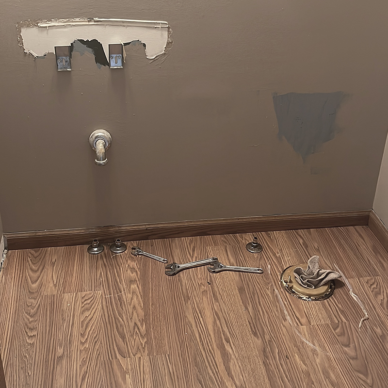 powder bath floor